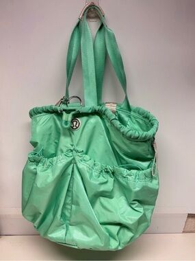 Lululemon Athletica Mint Green Drawstring Tote